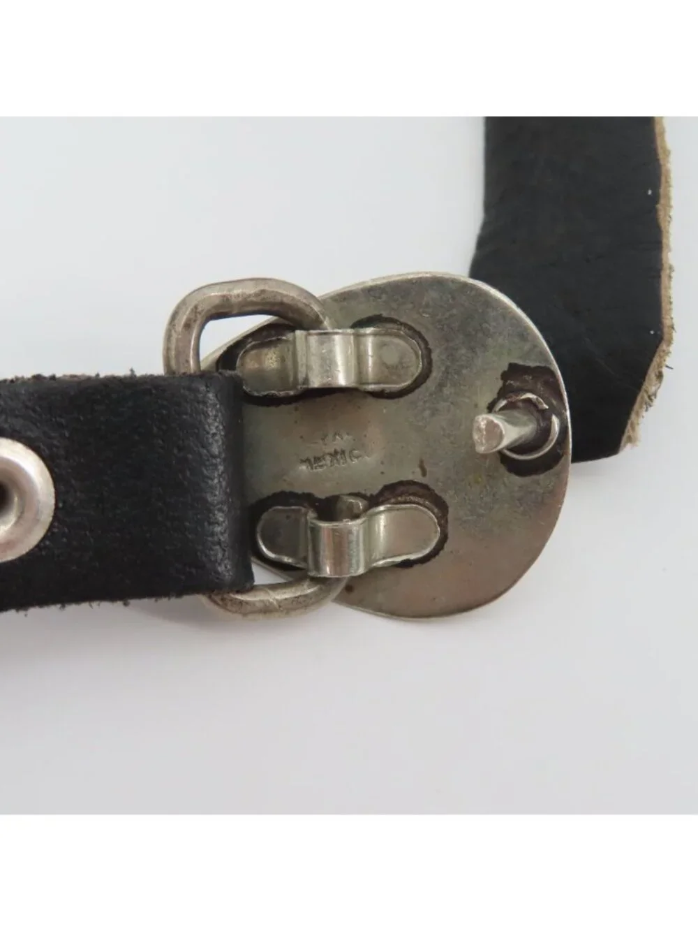 VTG Navajo Bear Paw Shadow Box Concho Belt 60in Long Silver Metal Black Leather